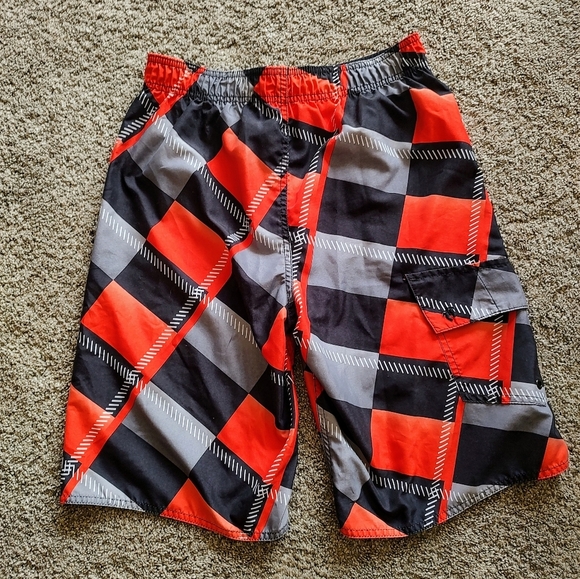 Hang Ten Large Swim Trunks! - Picture 3 of 6